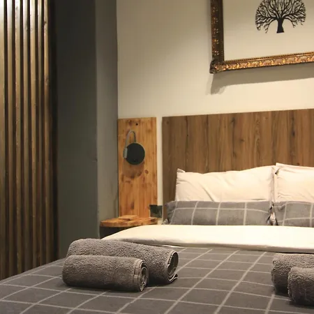 Avra Apartment