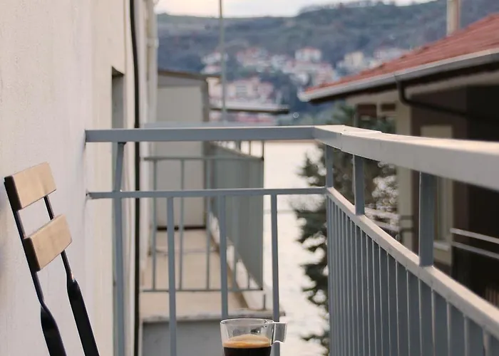 Apartment Avra