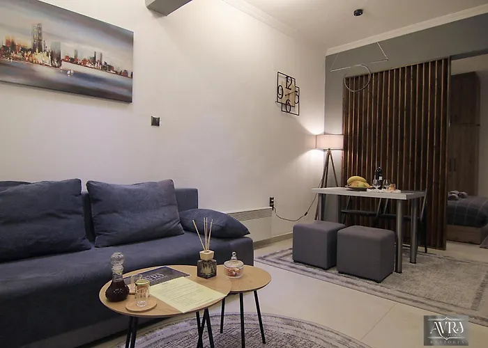 דירה Avra קסטוריה