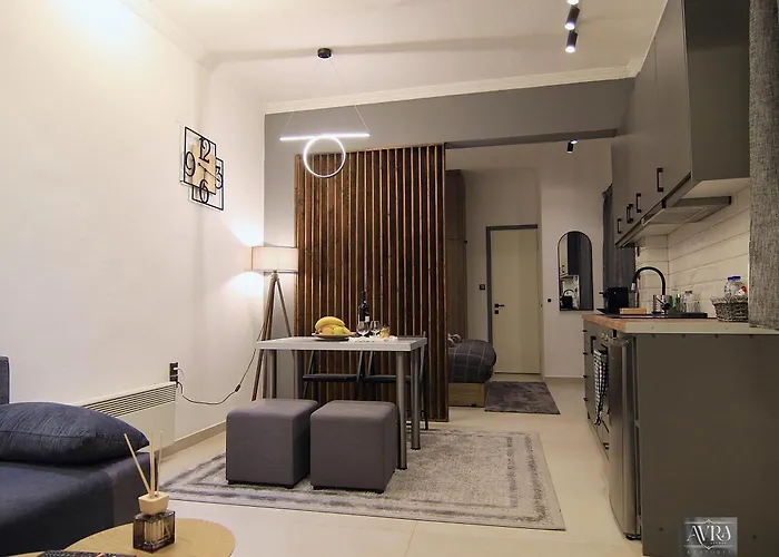 Avra * קסטוריה